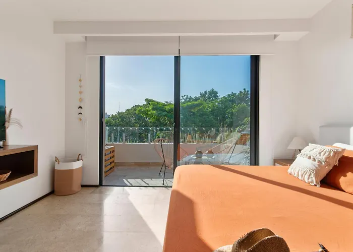 Vibra Bonito - Boho Chic With Rooftop & Infinite Pool Apartment *